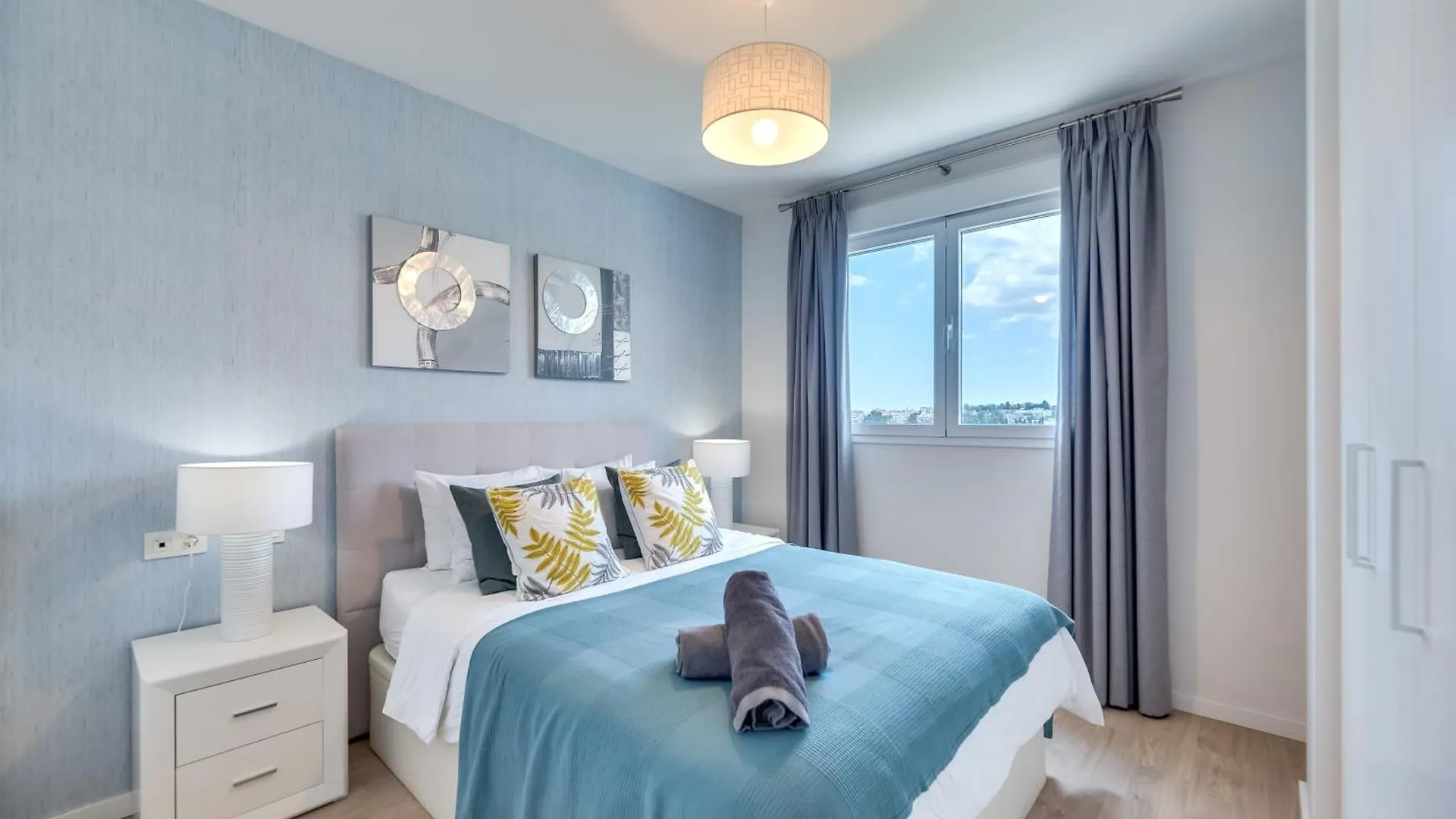 Nueva Andalucia Marbella, Luxury Apartments  Marbella