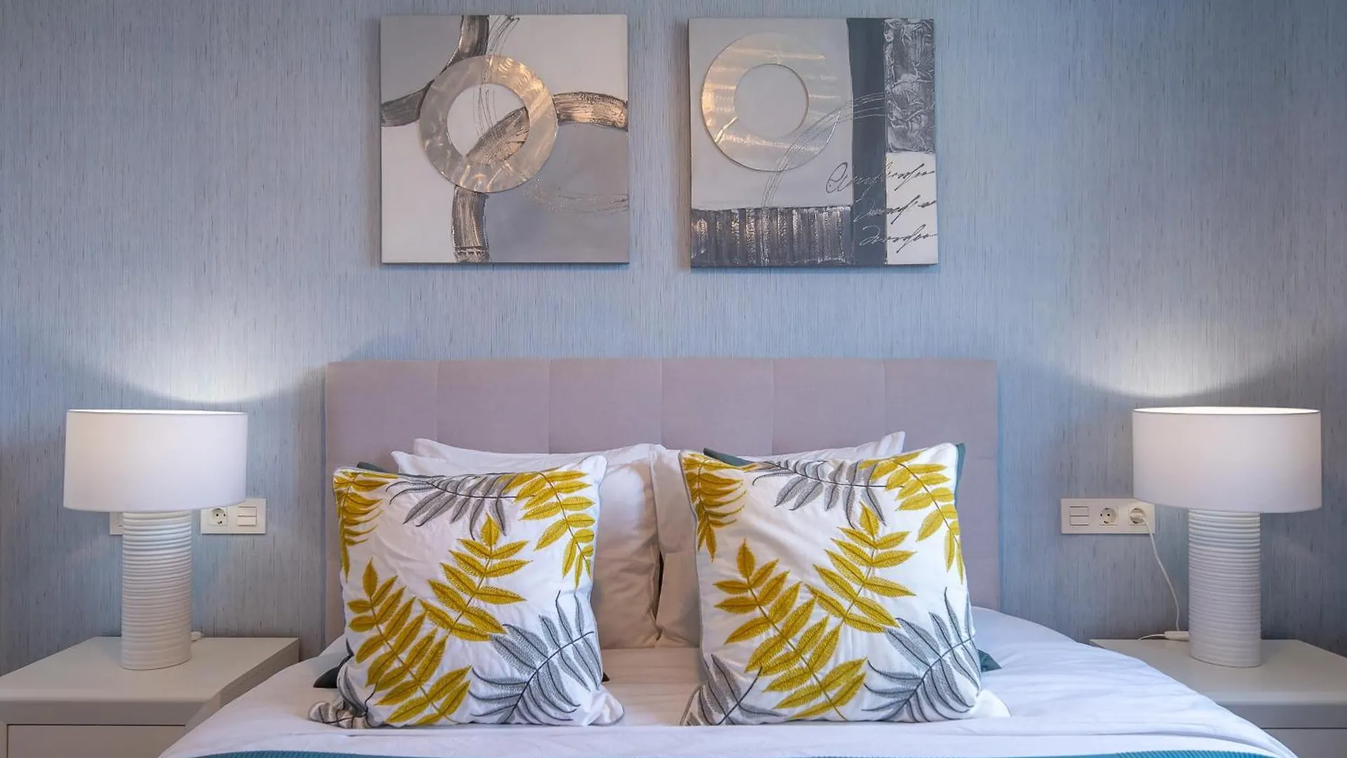 Nueva Andalucia Marbella, Luxury Apartments  Marbella